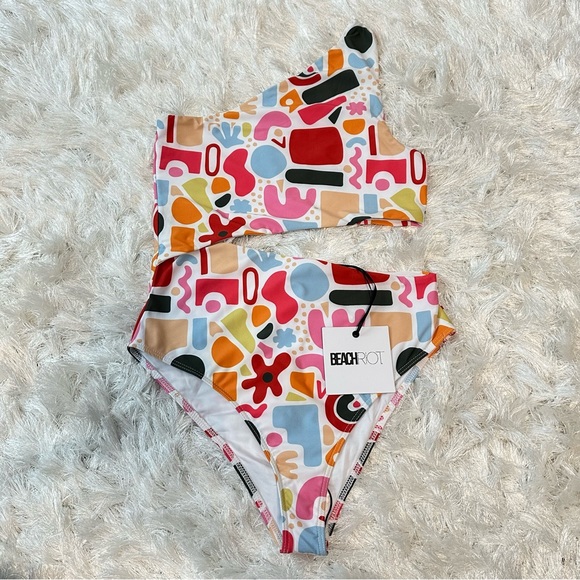 Beach Riot Celine One Piece - Picture 5 of 5